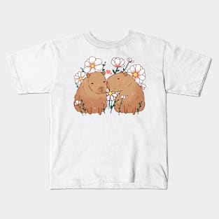 Capybaras in love with flowers Kids T-Shirt